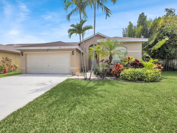 150 Heatherwood Drive, Royal Palm Beach, FL 33411