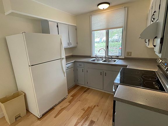 4th image of 45 Parsonage Lane