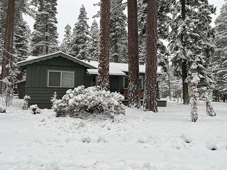 7002 Bear Ave — Photo 1