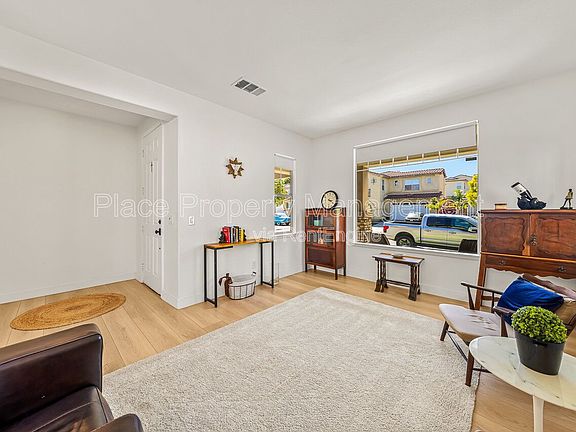 5th image of 1687 Picket Fence Dr