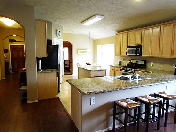 5th image of 9618 Cobalt Creek Ln