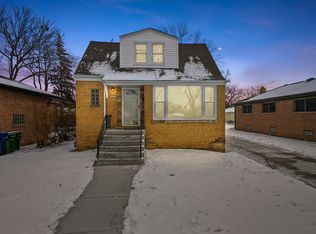10741 S Kenneth Ave, Oak Lawn, IL