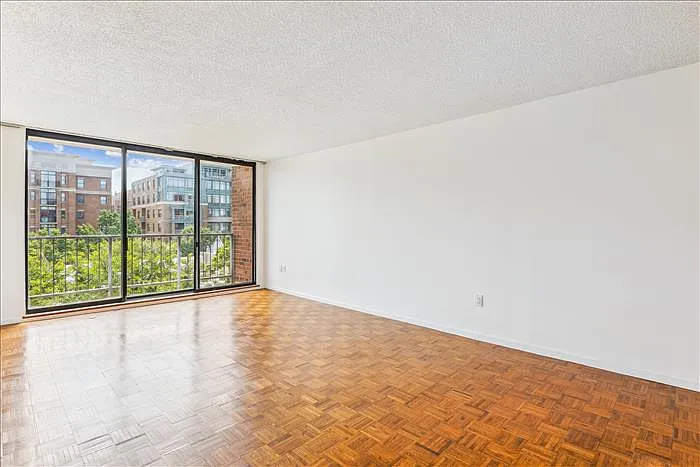 2555 Pennsylvania Ave NW #816 — Photo 8