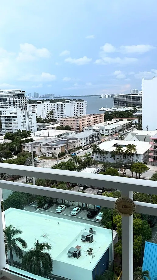 1 bed, 1.5 bath, 817 sqft, $3,800 — Photo 1