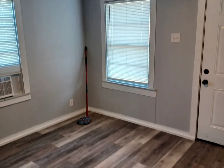5537 Como Dr — Photo 5