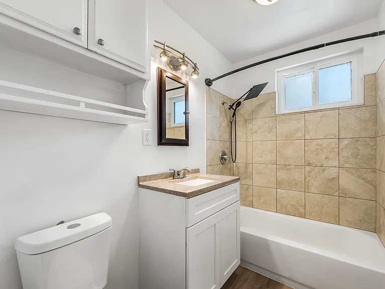 442 Lightcap St — Photo 25