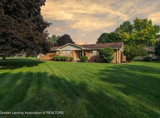 1138 Cindy Dr, Lansing, MI