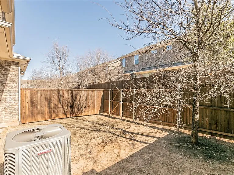 17736 Coralberry Dr — Photo 33