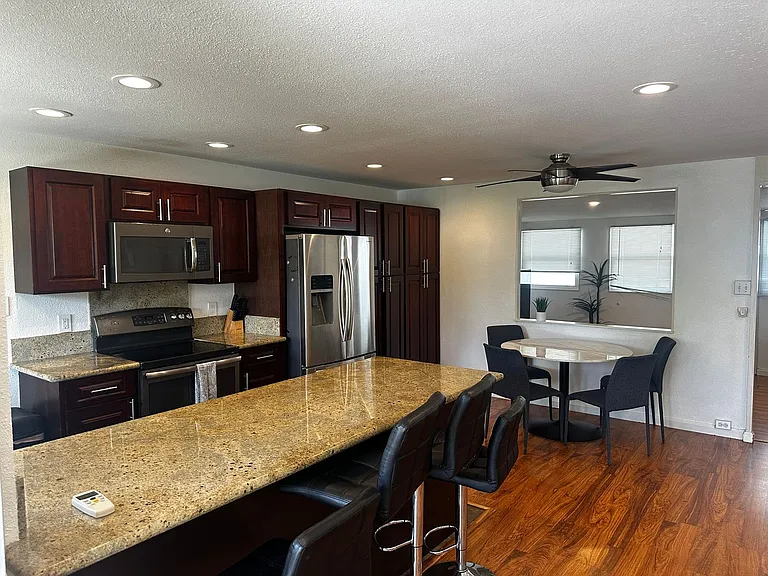 433 Kaimake Loop #A — Photo 1