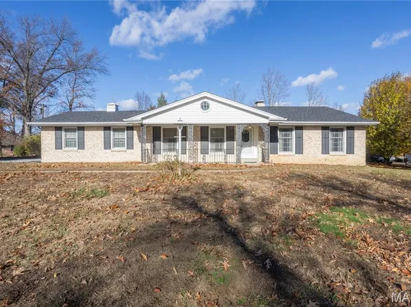 709 Rolfe Dr, Saint Louis, MO 63122