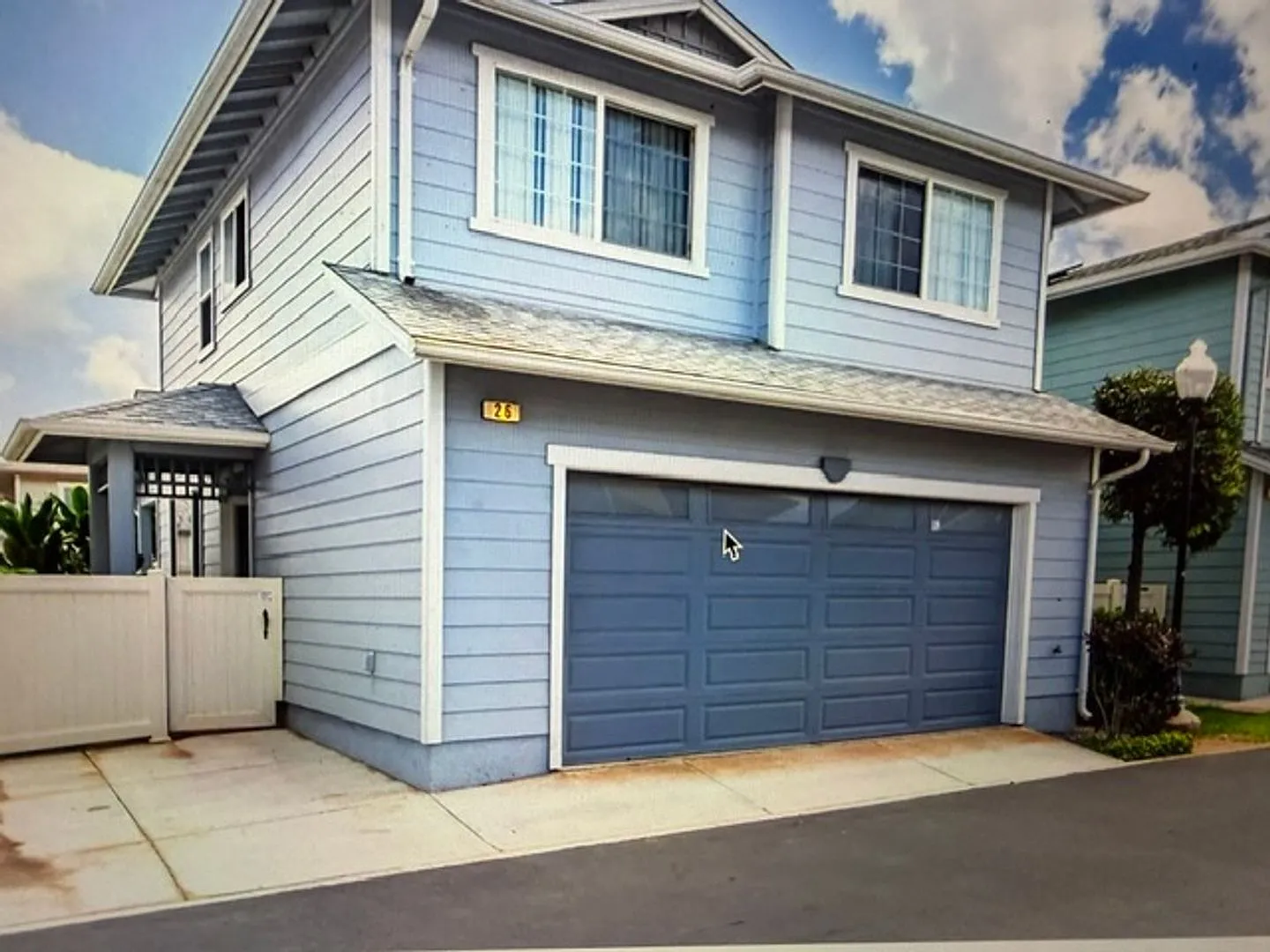 3 bed 2.5 Bath 2 car garage/ Central AC/ Ewa Beach! — Photo 1
