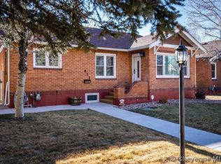 411 W 1st Ave, Cheyenne, WY 82001