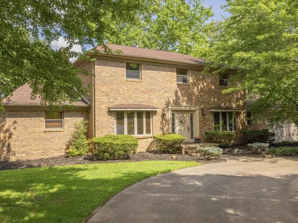 206 Golf Cart Dr, Mayfield, KY 42066