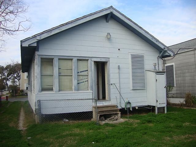 1st image of 3727 Avenue O