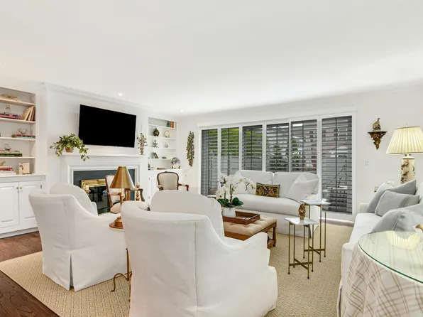 312 Elm Street #24, New Canaan, CT 06840