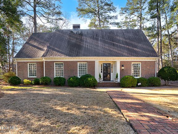 2nd image of 3517 Mansfield Drive