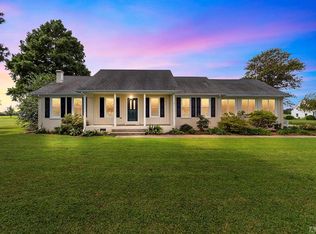 217 Bayshore Dr, Elizabeth City, NC 27909