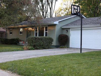 3614 W 77th Pl, Merrillville, IN, 46410