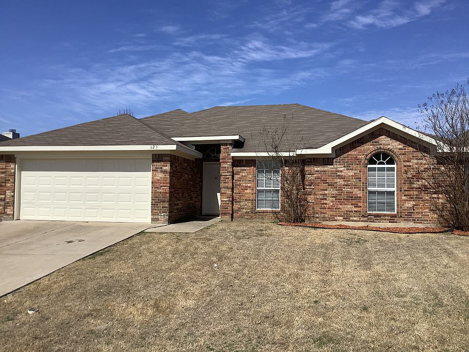 1st image of 623 Saint Eric Dr