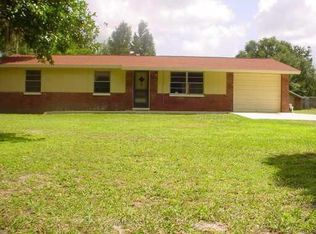 19117 Holly Ln, Lutz, FL 33548