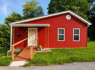 428 1/2 College St, Somerset, KY 42501
