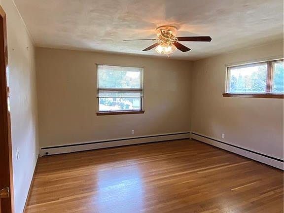 5th image of 7885 Alvira Ave
