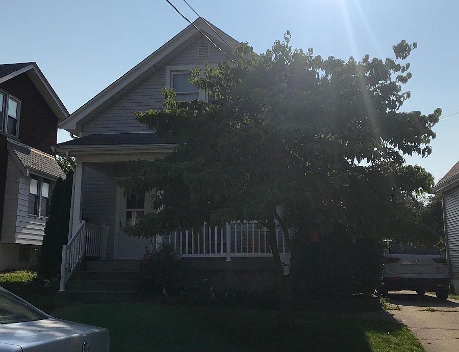 1st image of 3988 Glenmore Ave