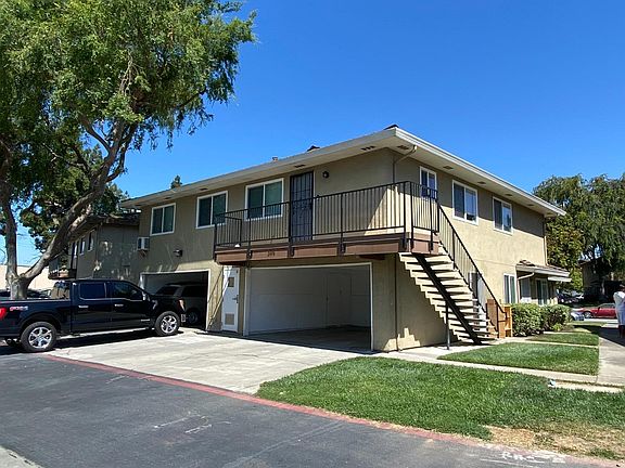 5th image of 2498 Golzio Ct APT 4