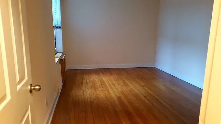 Rented by Realty Queens LLC | media 9