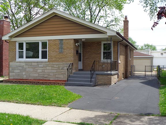 2nd image of 661 Greenbay Ave