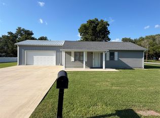 111 E Division St, Royalton, IL 62983