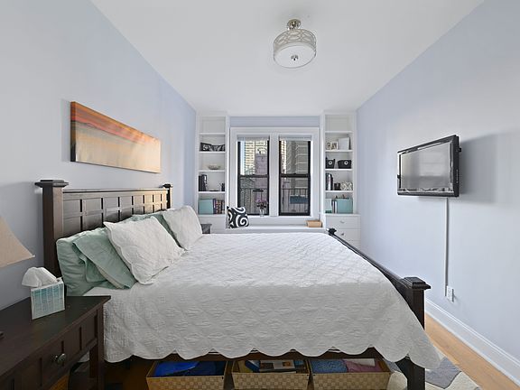 4th image of 181 E 93rd St APT 6G