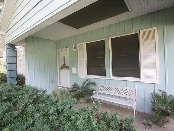 4th image of 1108 Alvin Ave