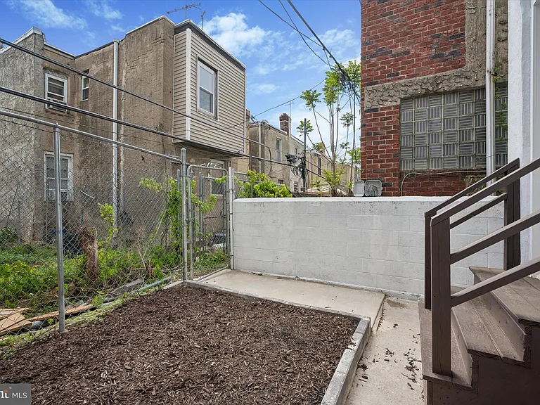 N Hemberger St — Photo 10