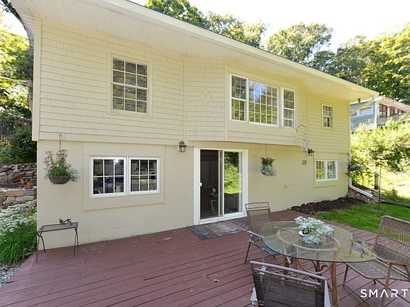 3rd image of 42 Berkshire Road