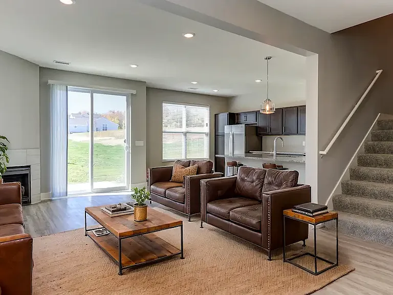 Hanover Townhomes — Photo 6