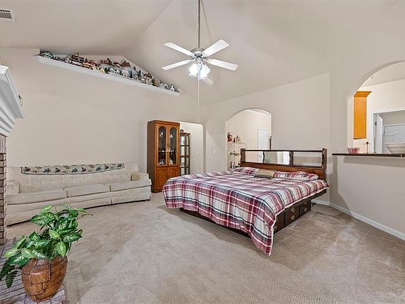 5th image of 311 Crossroads Dr