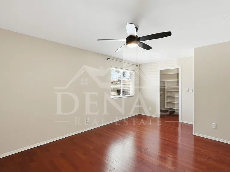 5654 W Mountain View Rd — Photo 15