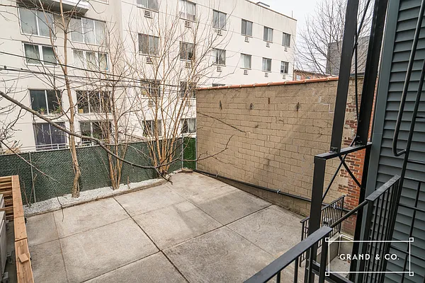 Rented by Grand & Co. | media 14