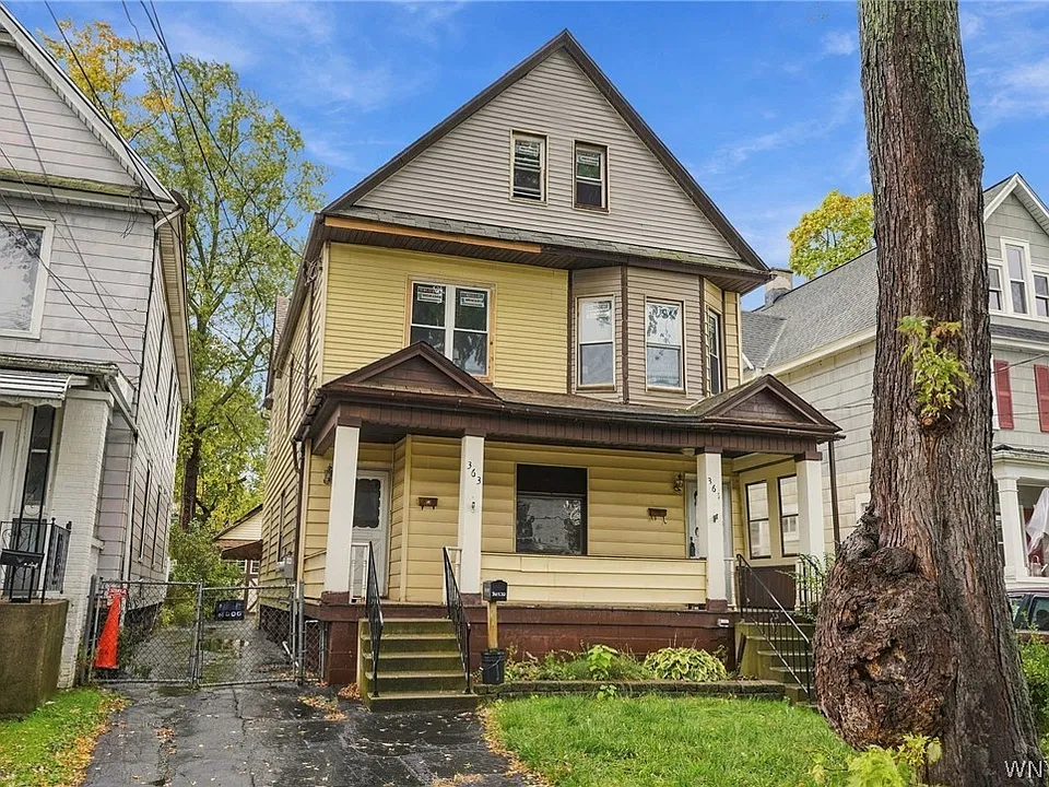 361 Marilla St #UPPER