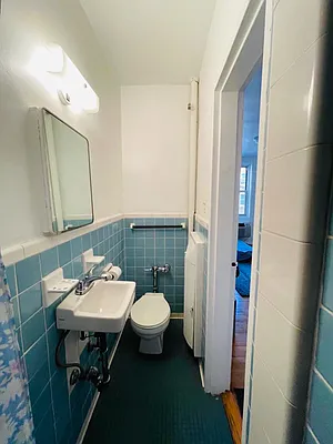 Rented by Keller Williams NYC | media 18