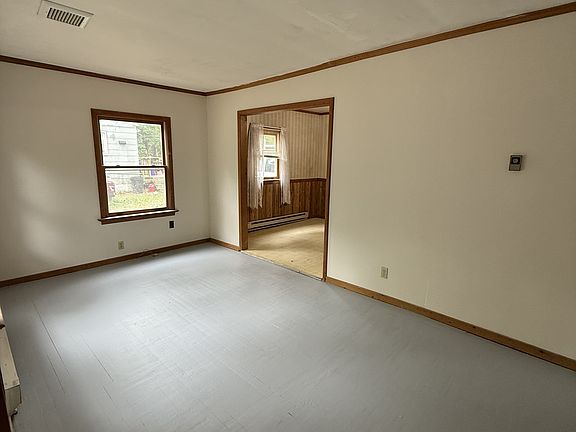 4th image of 506 Clyde Ave
