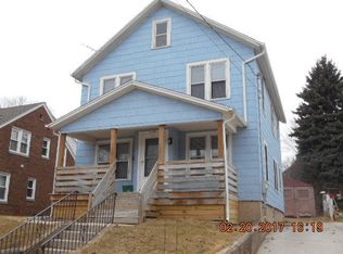 1026 S 19th St, Manitowoc, WI 54220