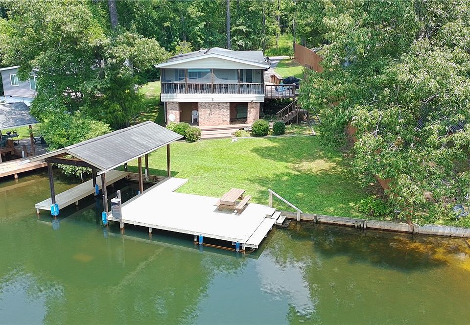 1st image of 213 Bonner Rd