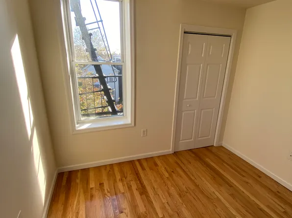 222 Van Horne Street image 3 of 11