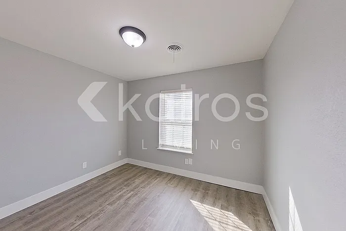 2012 Ron Dr — Photo 9