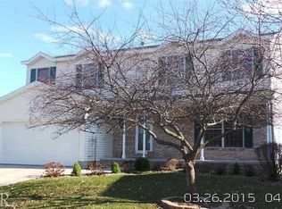 7 Remi Ct, Bloomington, IL