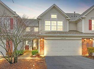 3028 Crystal Rock Rd, Naperville, IL 60564