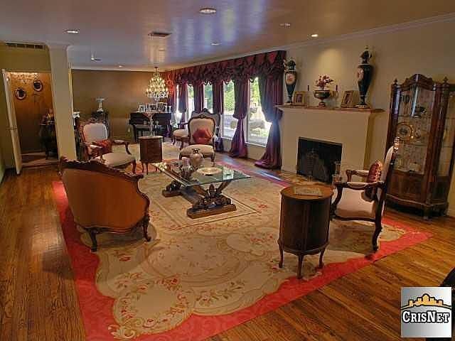 1st image of 701 N Beverly Glen Blvd