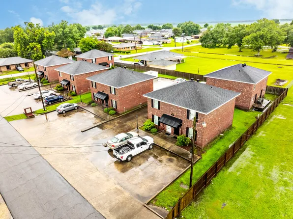 St Bernard, 2314 Saint Bernard St #0aadbd580, Thibodaux, LA 70301